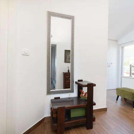 Apartment New Luxury J&m Kastela
