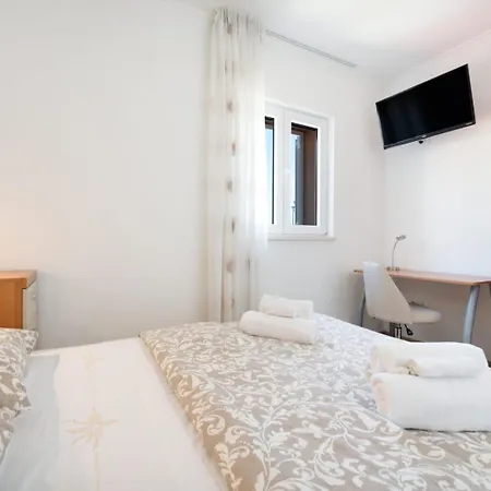 New Luxury J&m * Kaštela