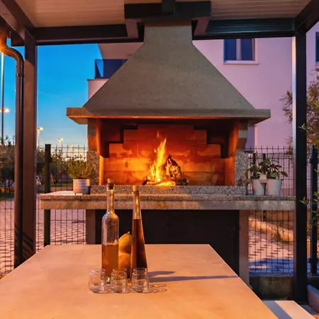 Apartment New Luxury J&m *
