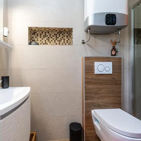 Apartment New Luxury J&m Kastela